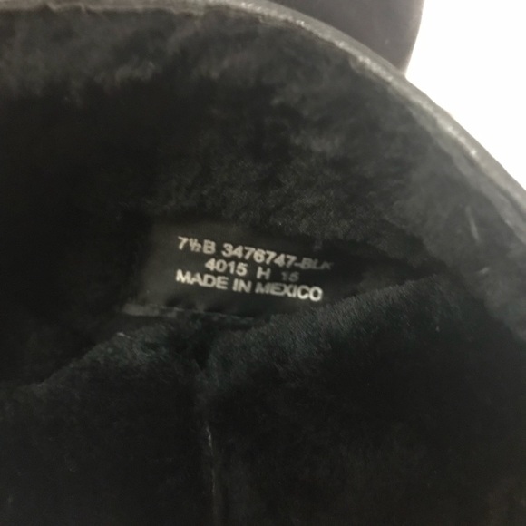 Frye Ankle Boot B7-89 - Picture 5 of 5